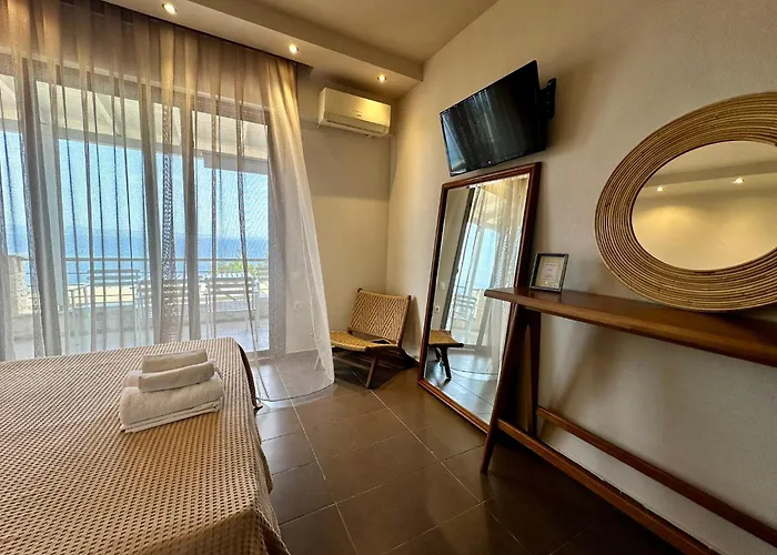 Anatoli Halkidiki * Afytos